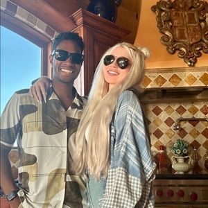 Meet your Posher, Grae